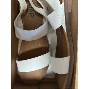 POP White Elastic Strap Sandals with Tan Footbed